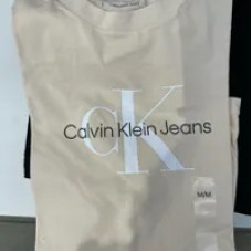 [S] CALVIN KLEIN MONOGRAM LOGO TEE,BEIGE, SP47598551-40WL260100 (SCK561)